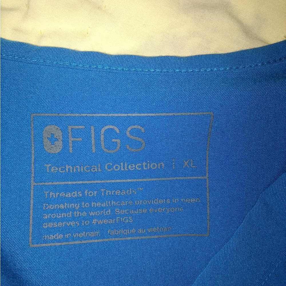 Figs Technical Collection Top in Vibrant Blue